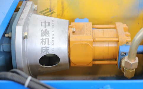 ZDPK-6325采用國內(nèi)一流品牌電機及油泵，動力強勁，噪音低.jpg