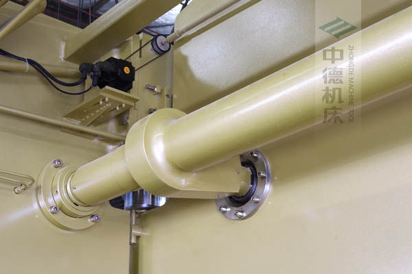 ZDP-20050高精度扭軸同步裝置，采用知名品牌關(guān)節(jié)軸承，經(jīng)久耐用.jpg